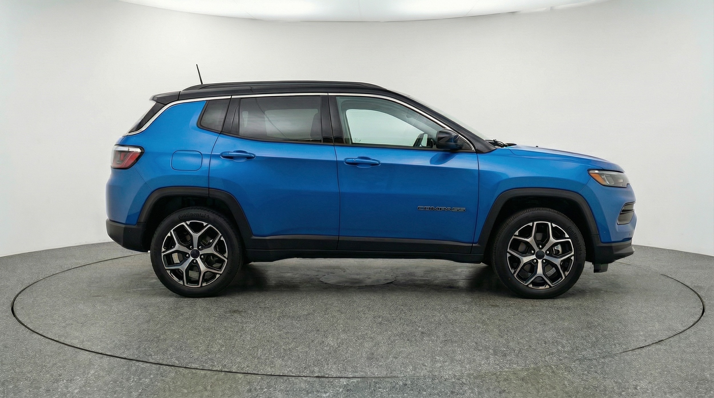 Thumbnail: 2025 Jeep Compass - 8