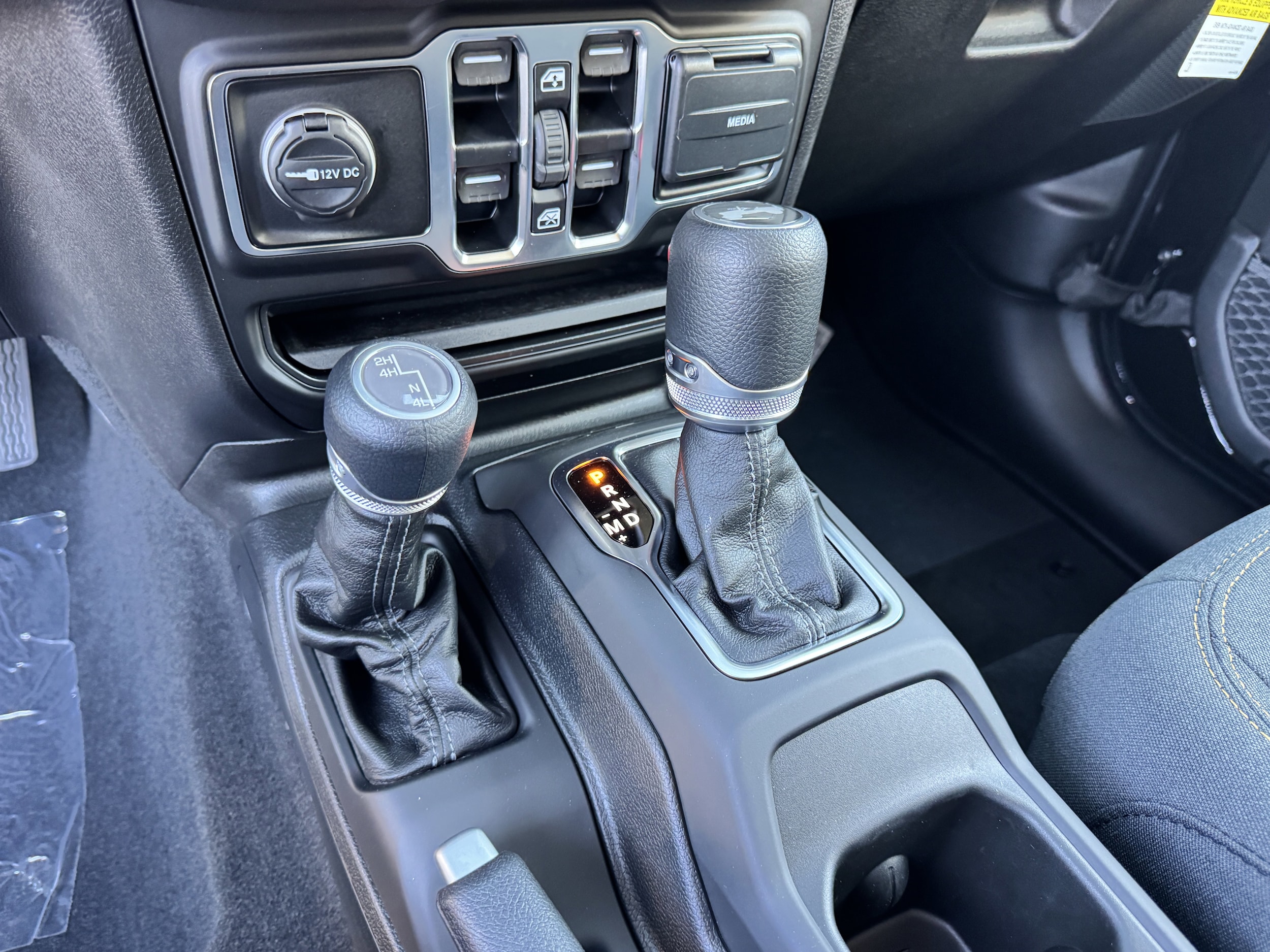 2025 Jeep Wrangler 4-Door Sport S - Photo 22