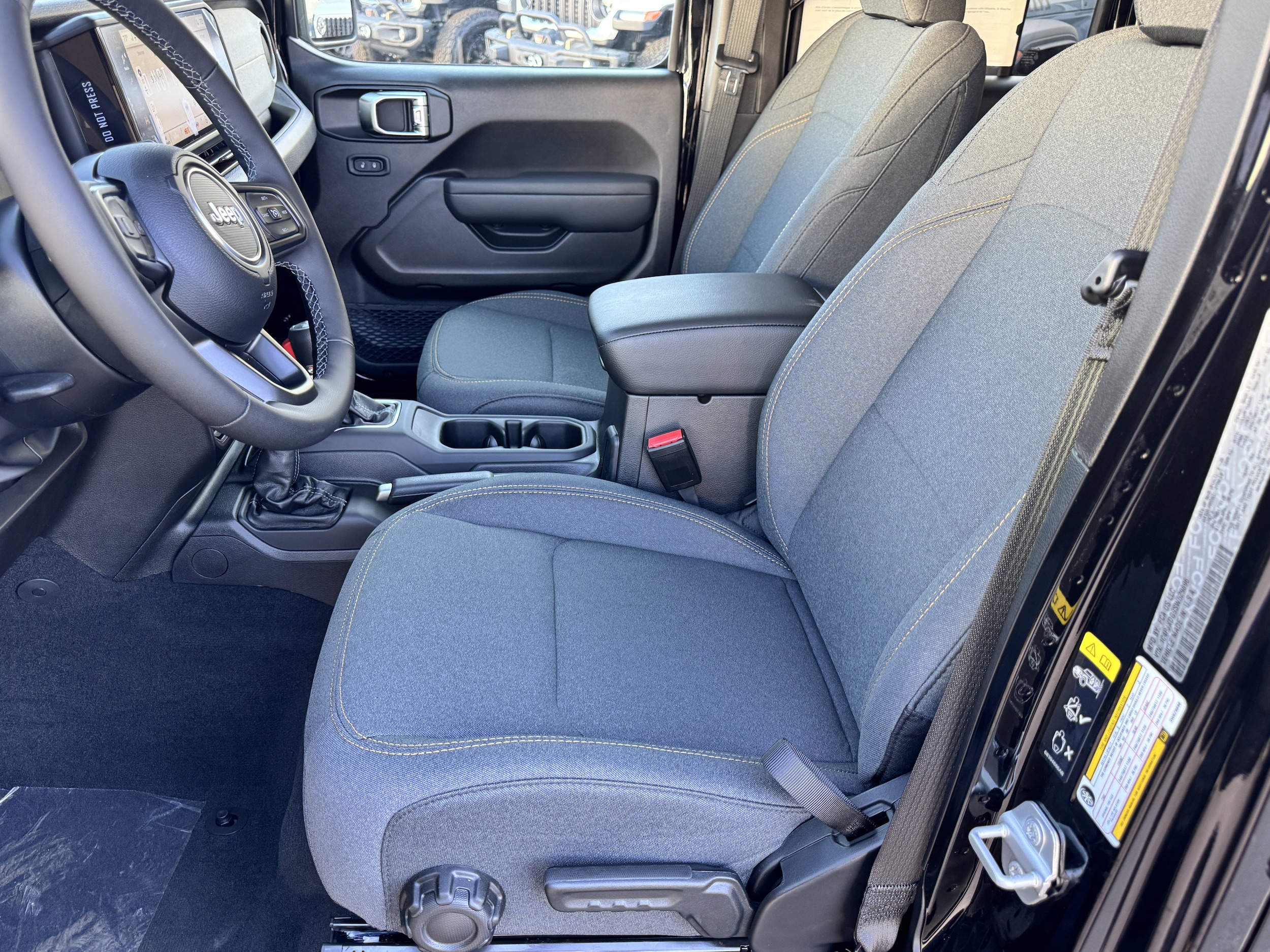 2025 Jeep Wrangler 4-Door Sport S - Photo 17