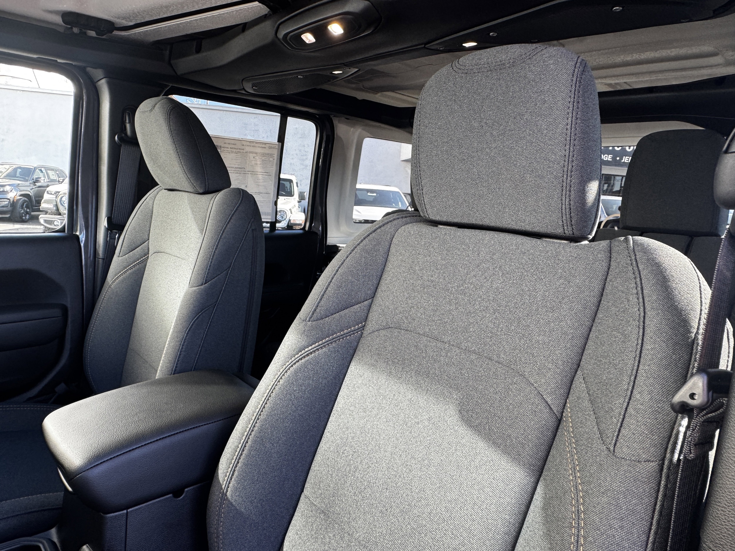 2025 Jeep Wrangler 4-Door Sport S - Photo 18