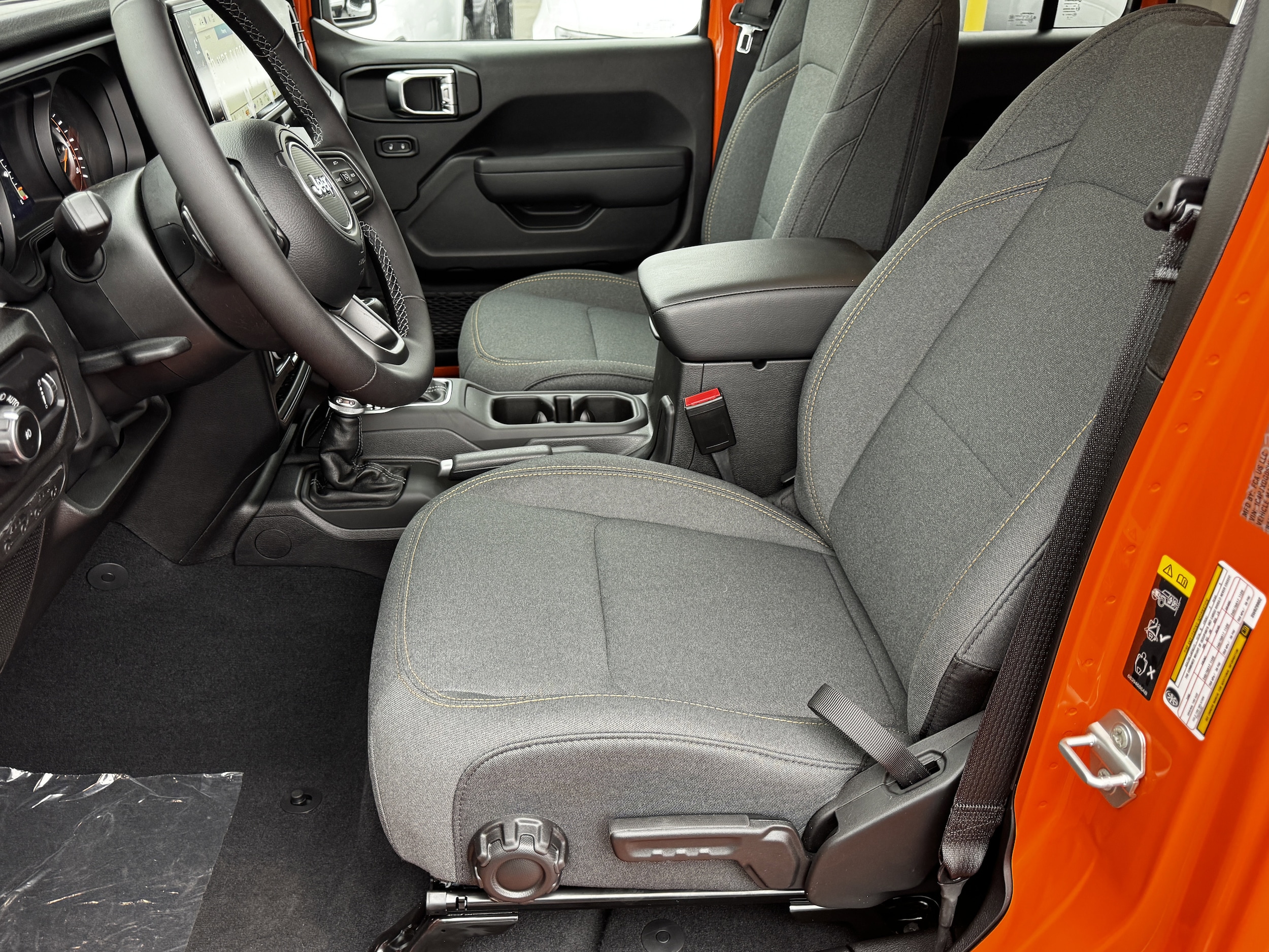 2025 Jeep Wrangler 4-Door Sport S - Photo 17