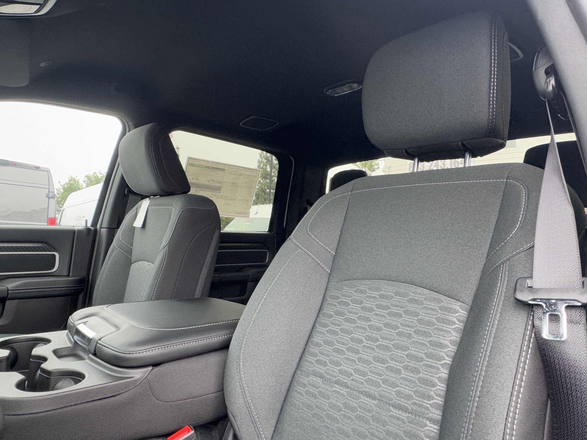 2025 RAM 2500 Big Horn - Photo 23