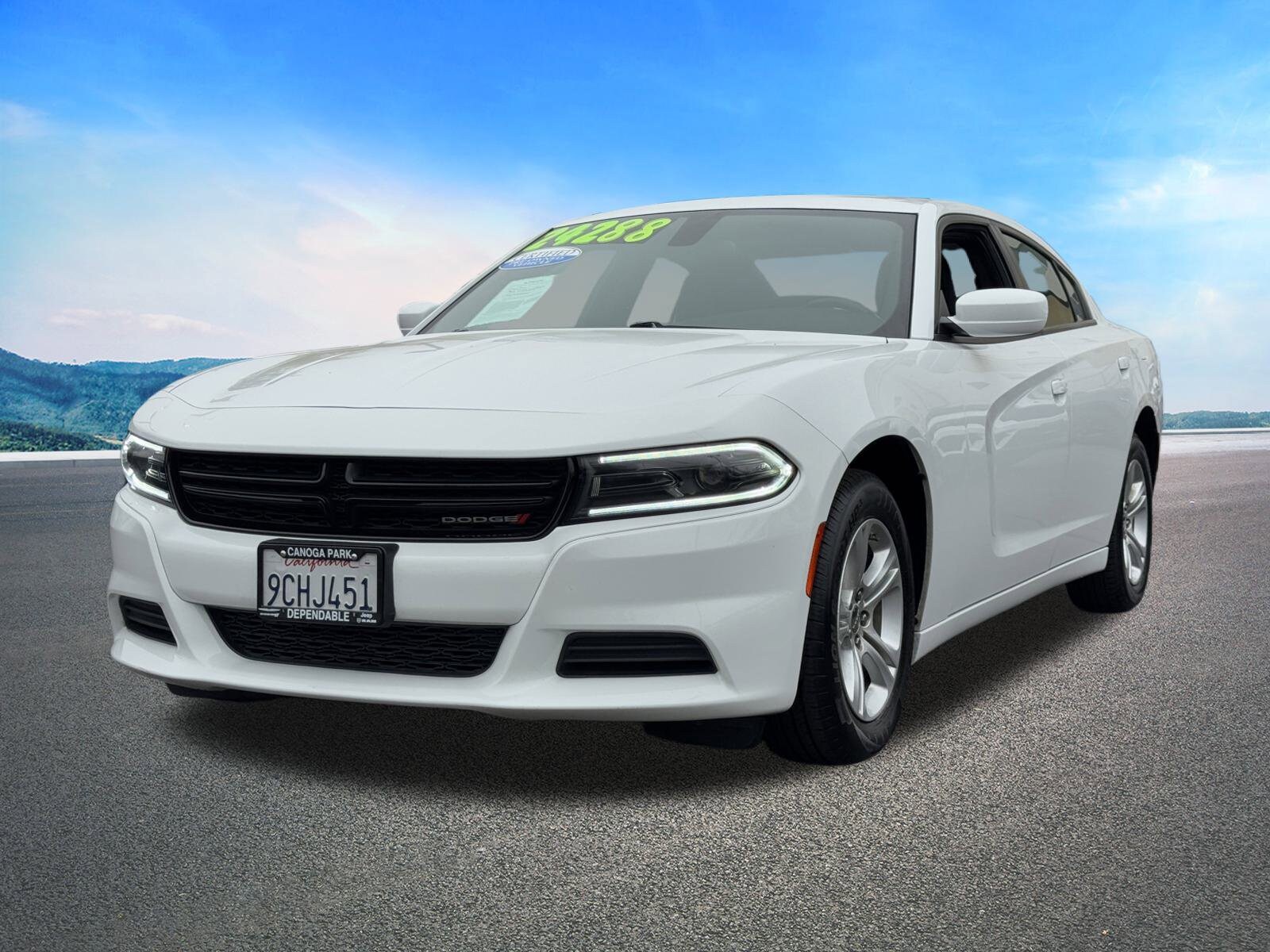 2022 Dodge Charger SXT photo 4