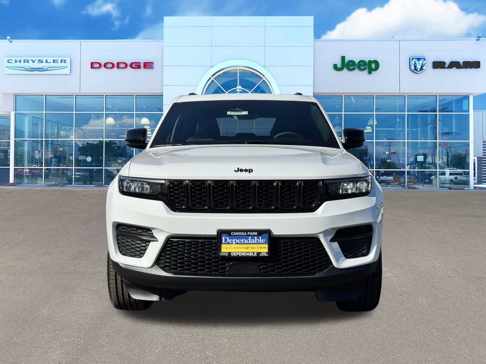 2025 Jeep Grand Cherokee Altitude X photo 3