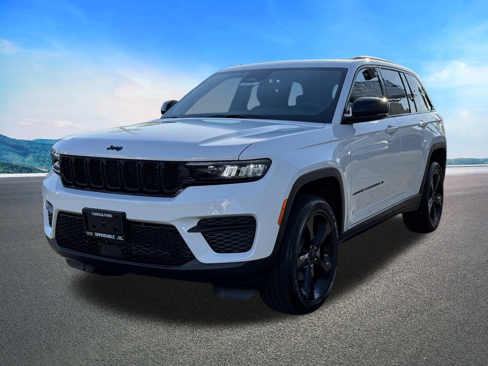 2025 Jeep Grand Cherokee Altitude photo 3