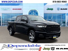 2026 Ram 1500 EXPRESS CREW CAB 4X2 5'7 BOX Pickup