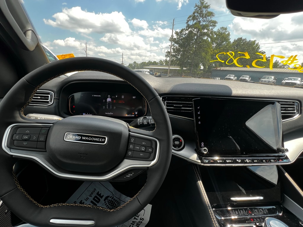 2026 Jeep Grand Wagoneer 85th Anniversary - Photo 9