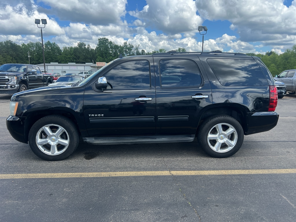 Used 2011 Chevrolet Tahoe LT with VIN 1GNSCBE06BR360917 for sale in De Queen, AR
