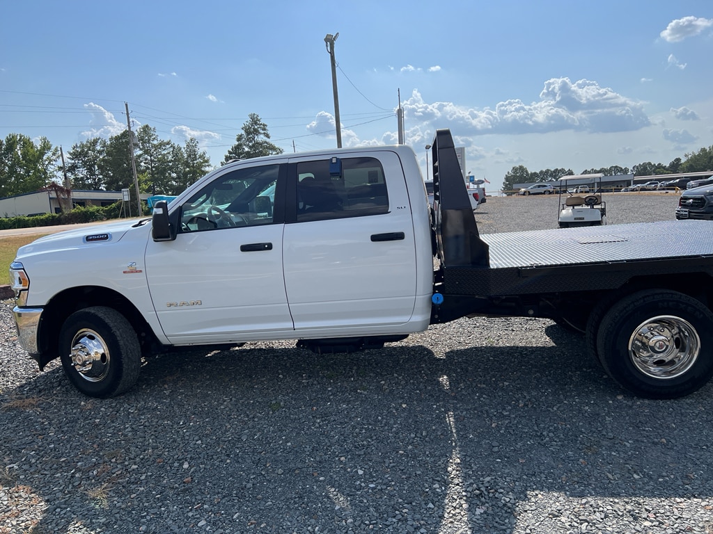 2024 RAM 3500 Chassis Cab SLT