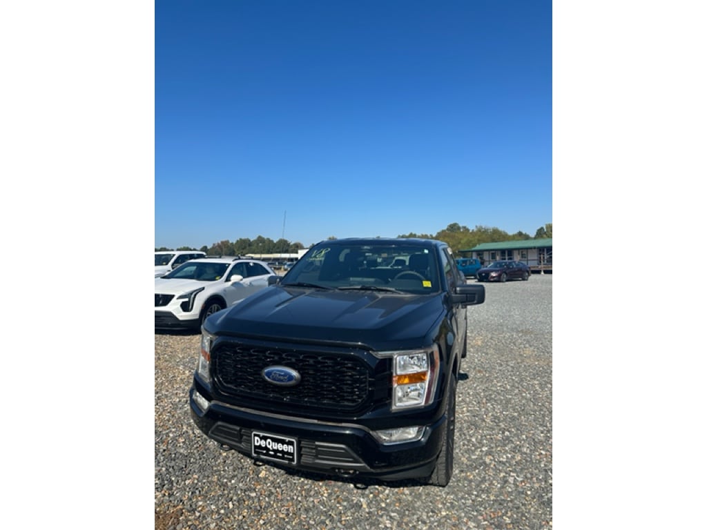 2021 Ford F-150 XL's photo