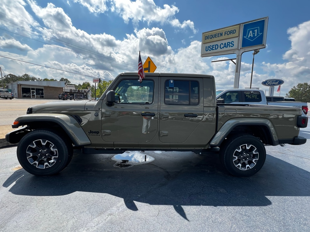 2026 Jeep Gladiator