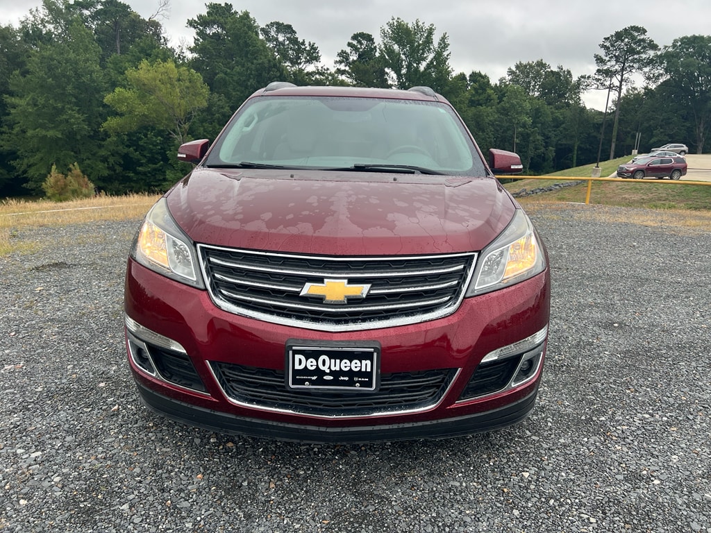 Used 2016 Chevrolet Traverse 2LT with VIN 1GNKRHKD7GJ234905 for sale in De Queen, AR