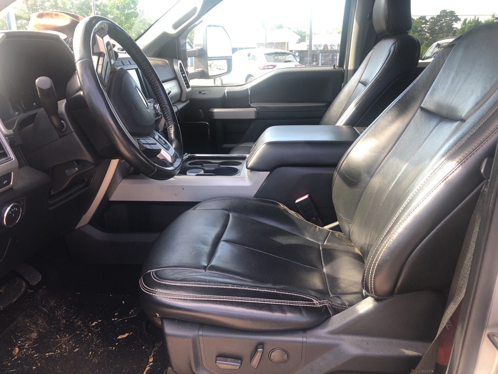 2020 Ford F-250 Lariat 4x4 Crew Cab 6-3/4' Box's photo