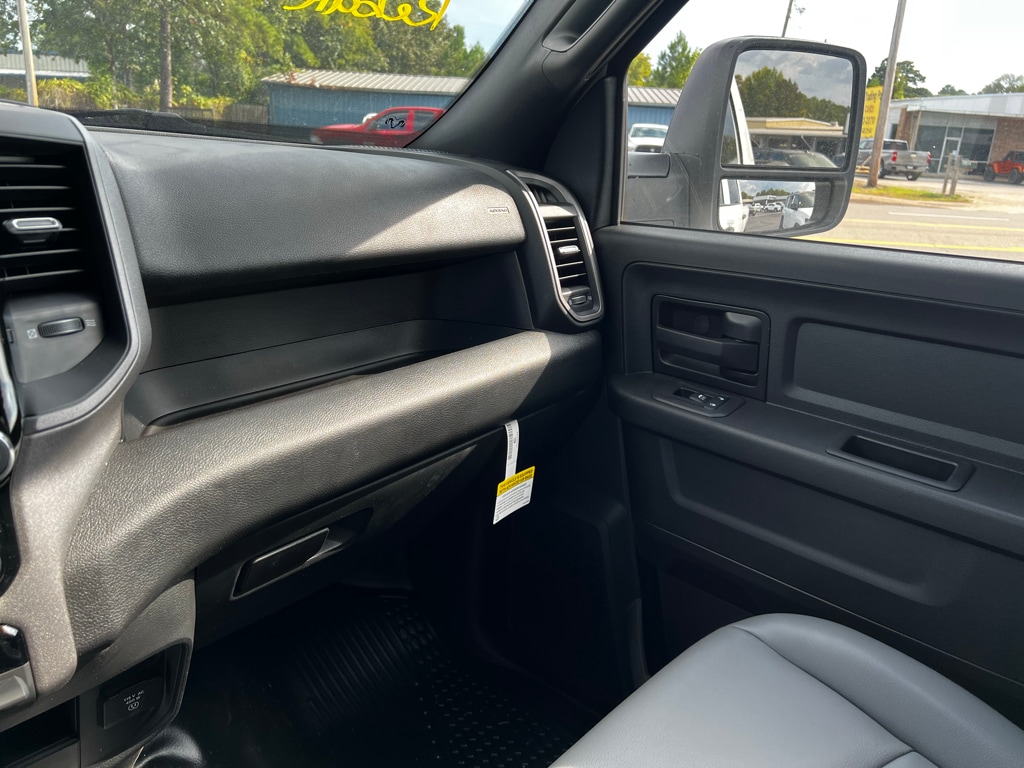 2026 RAM 2500 Tradesman - Photo 25