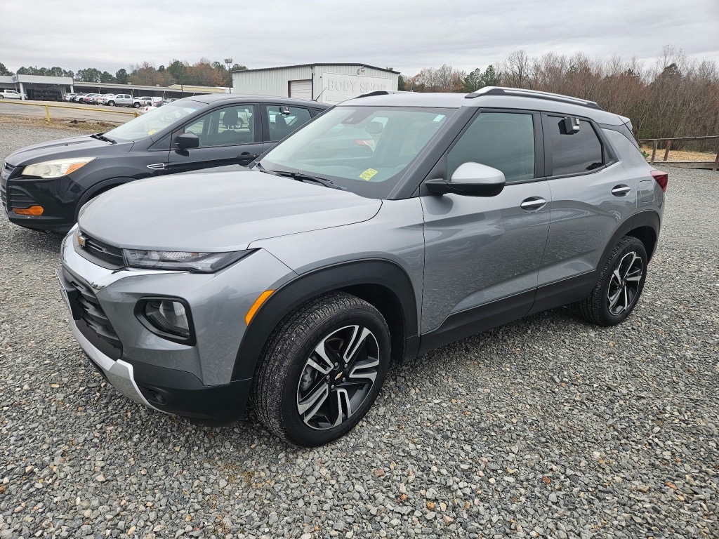 2023 Chevrolet TrailBlazer LT's photo