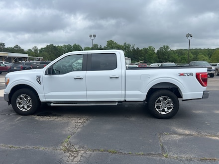 2022 Ford F-150 XLT Truck SuperCrew Cab