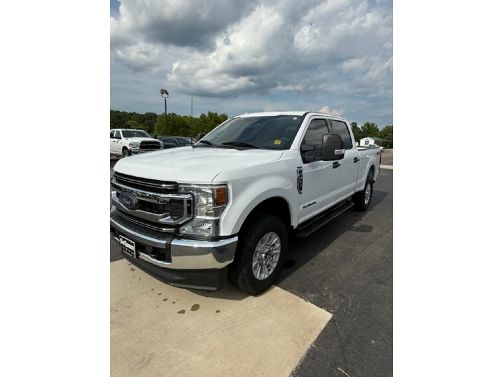 2022 Ford F-250 XLT 4x4 Crew Cab 6-3/4' Box's photo
