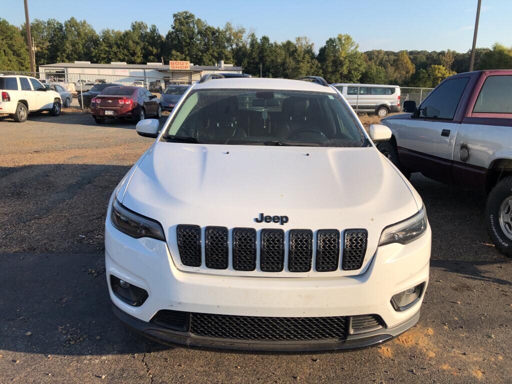 Used 2020 Jeep Cherokee Altitude Sport Utility