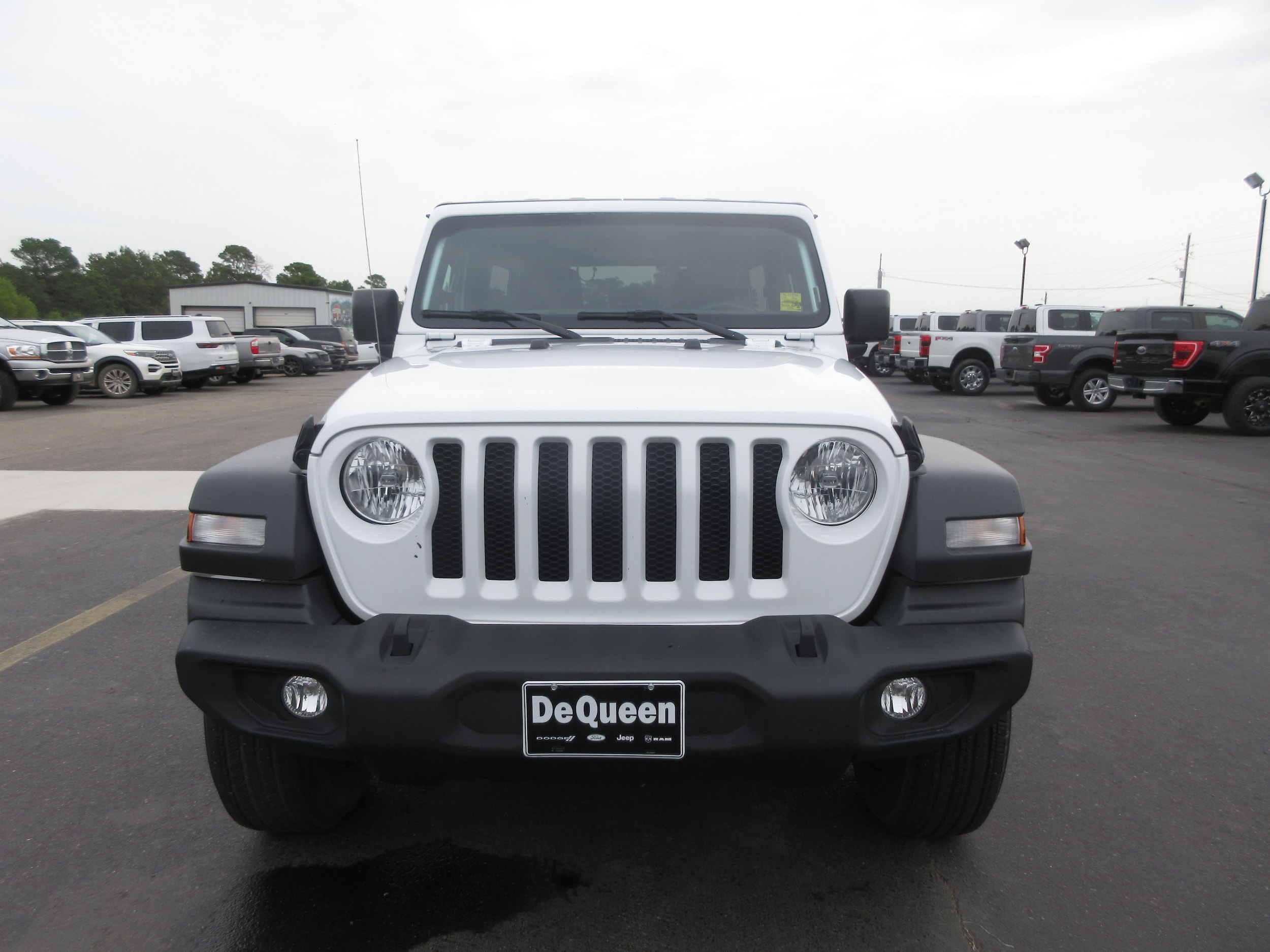 Used 2023 Jeep Wrangler 4-Door Sport with VIN 1C4HJXDG3PW548789 for sale in De Queen, AR