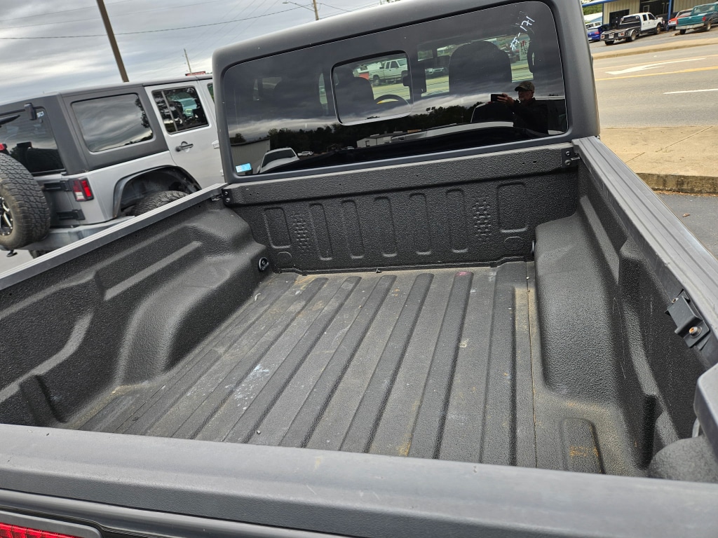 Used 2021 Jeep Gladiator Sport S Crew Cab