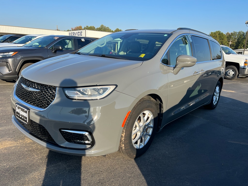 Used 2022 Chrysler Pacifica Touring L Passenger Van