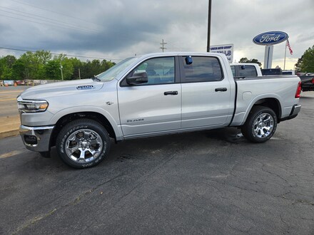 2026 Ram 1500 BIG HORN CREW CAB 4X4 5'7 BOX Pickup