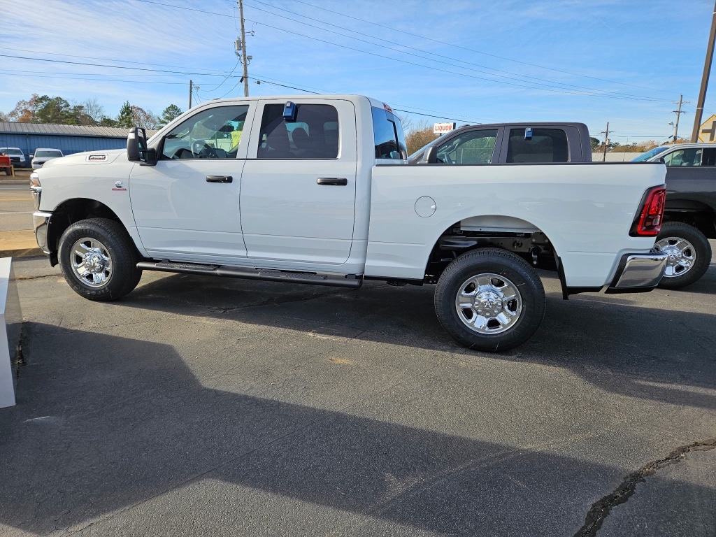 2026 RAM 2500 Tradesman - Photo 2