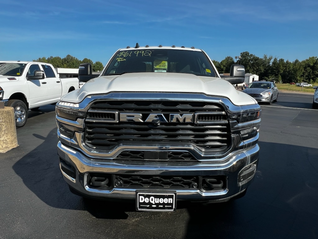 2026 RAM 2500 Tradesman - Photo 3