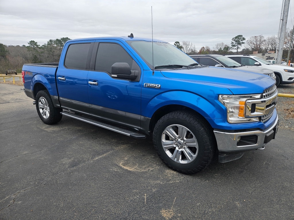 2020 Ford F-150 XLT's photo
