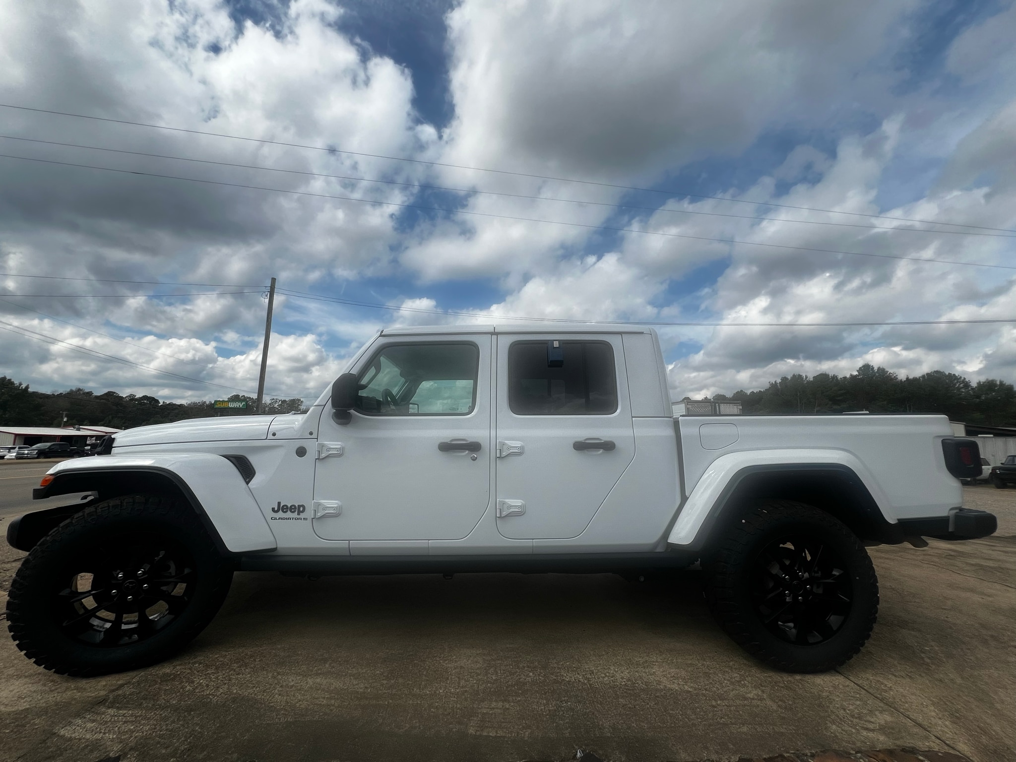 2025 Jeep Gladiator Nighthawk