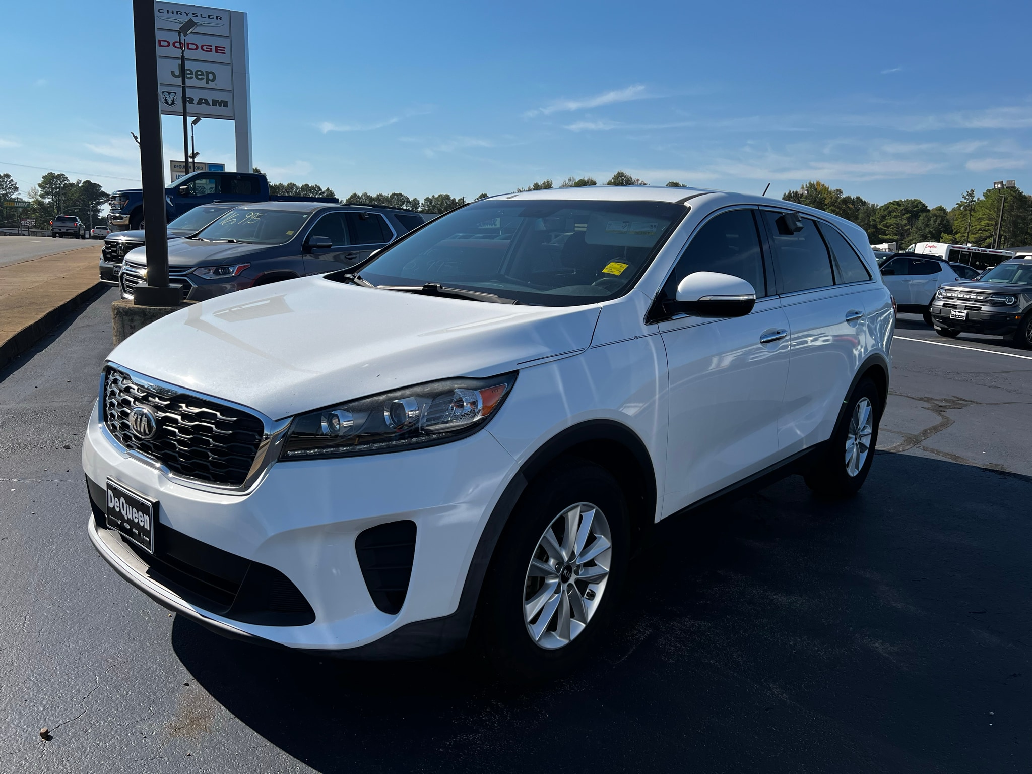 Used 2019 Kia Sorento L with VIN 5XYPG4A35KG605526 for sale in De Queen, AR