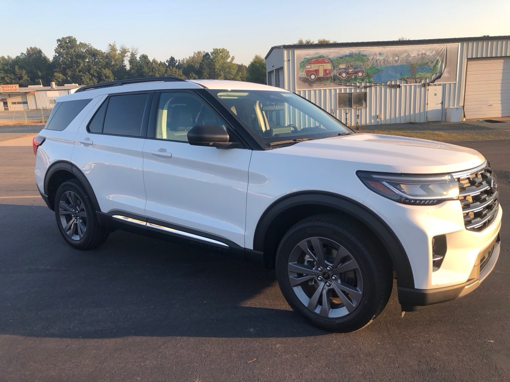 New 2025 Ford Explorer Active SUV