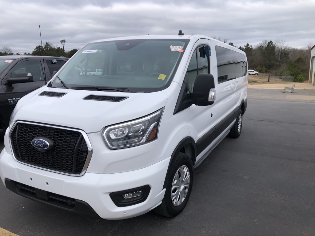 Used 2023 Ford Transit Wagon XLT Wagon