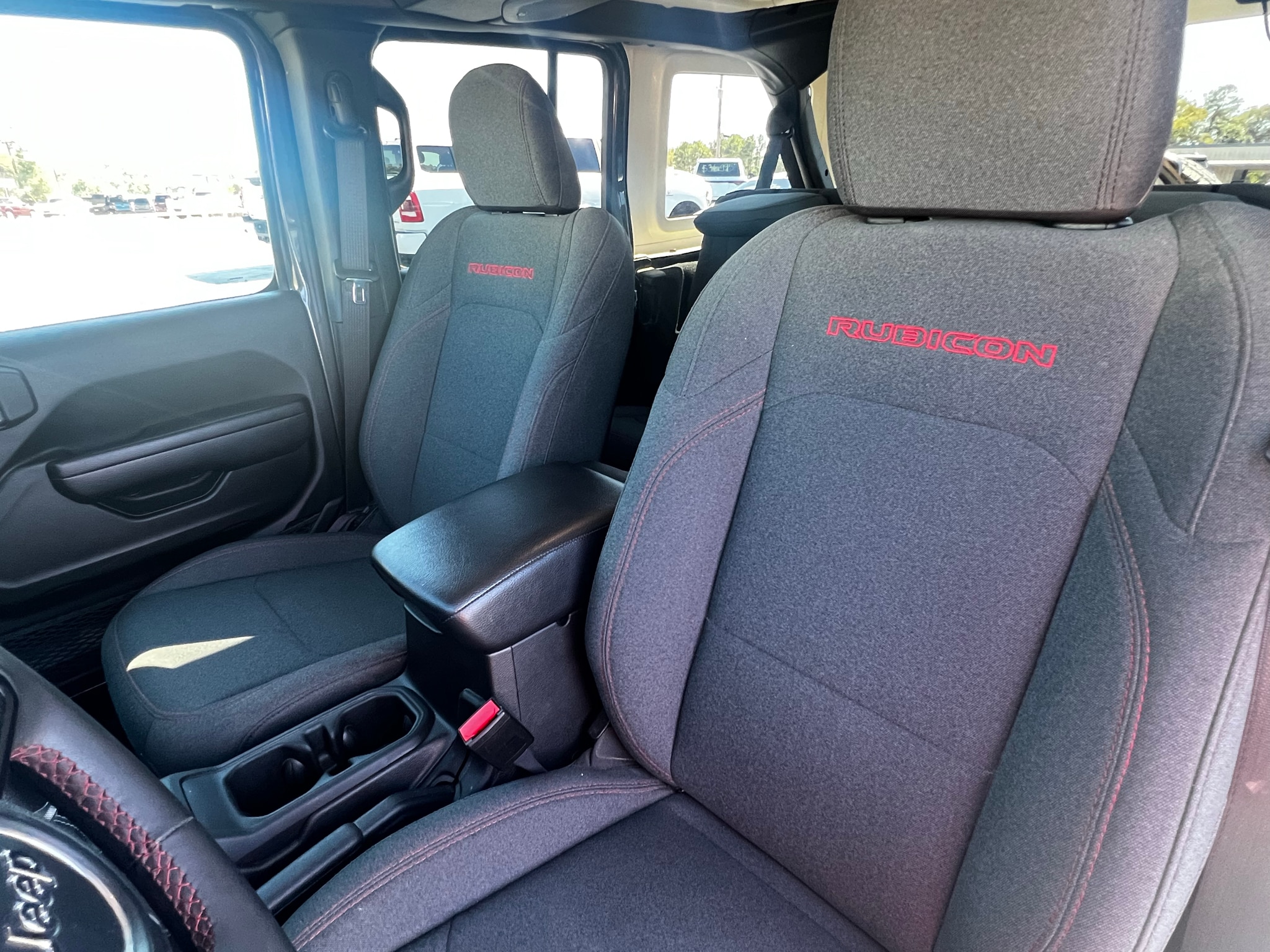 2024 Jeep Wrangler 4-Door Rubicon - Photo 13