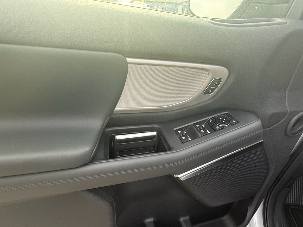 2026 Ford Expedition Active - Photo 13