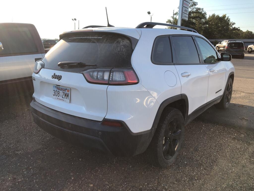 Used 2020 Jeep Cherokee Altitude Sport Utility