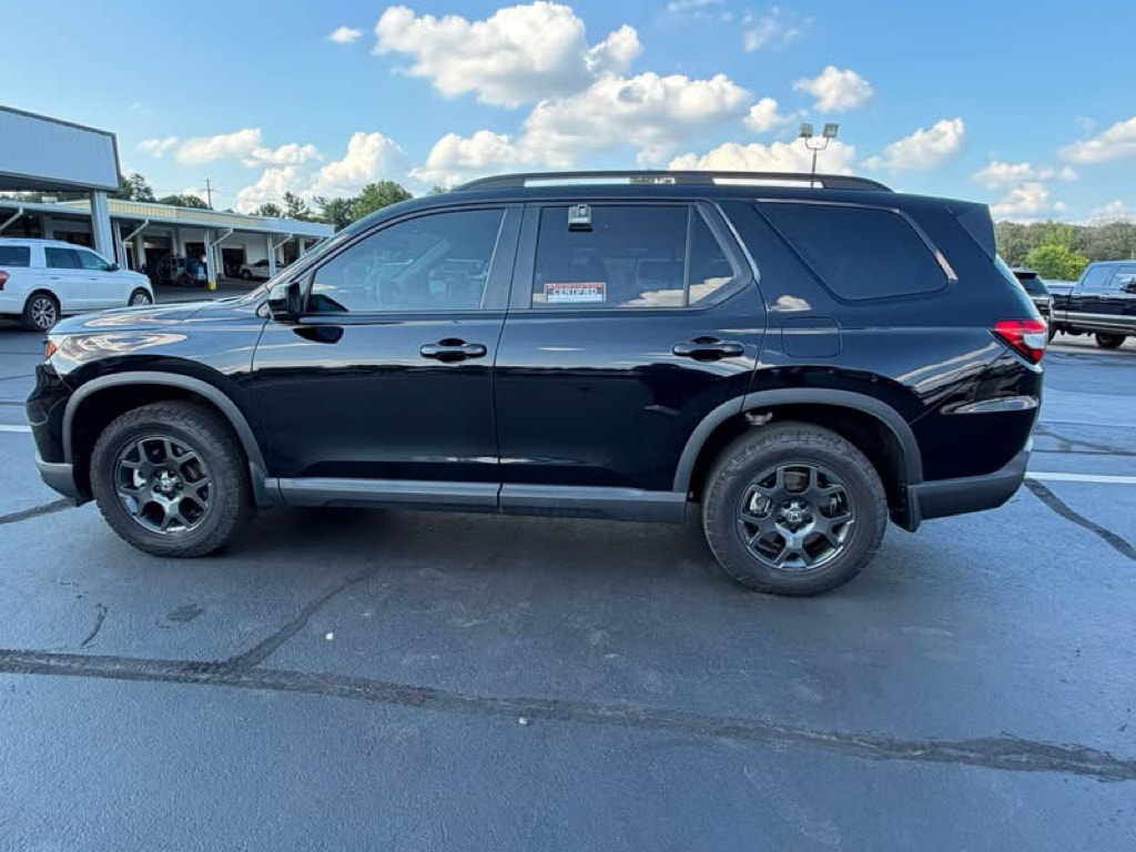 2025 Honda Pilot TrailSport