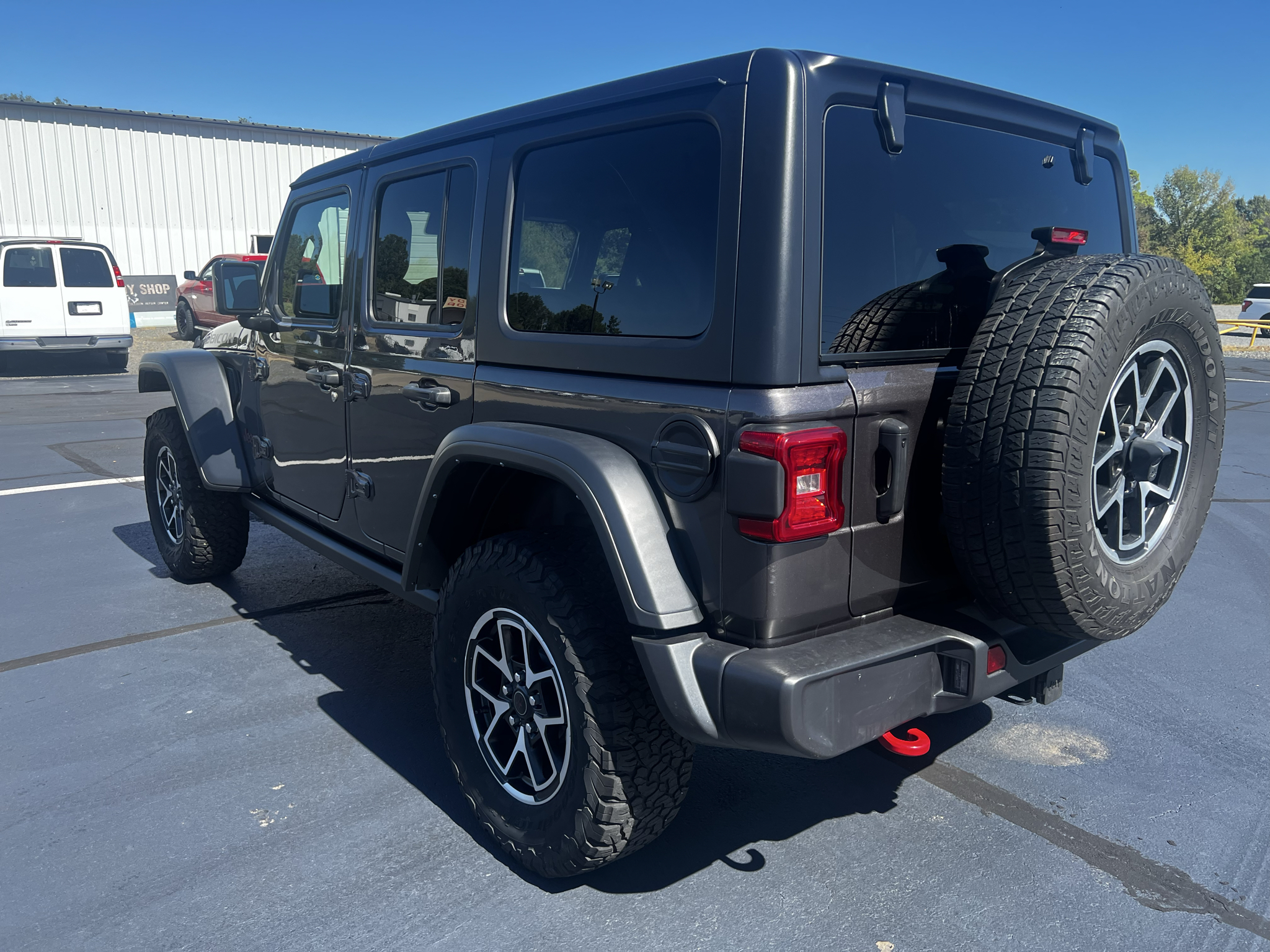 2024 Jeep Wrangler 4-Door Rubicon - Photo 8