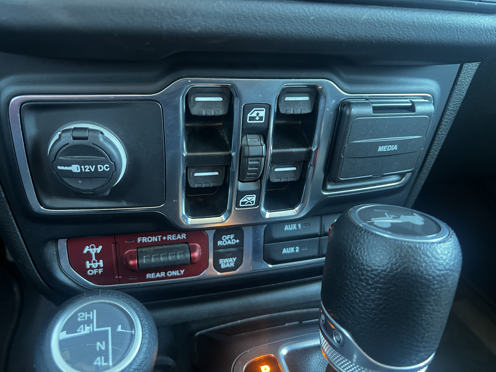 2024 Jeep Wrangler 4-Door Rubicon - Photo 24