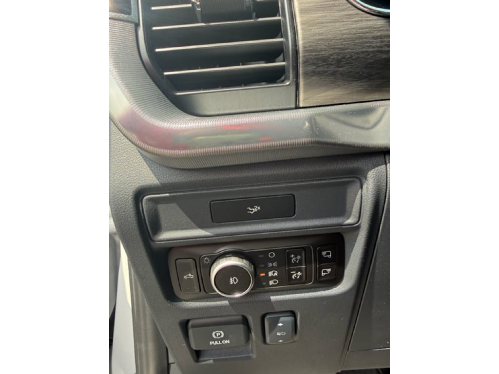 2026 Ford F-150 Lariat - Photo 10