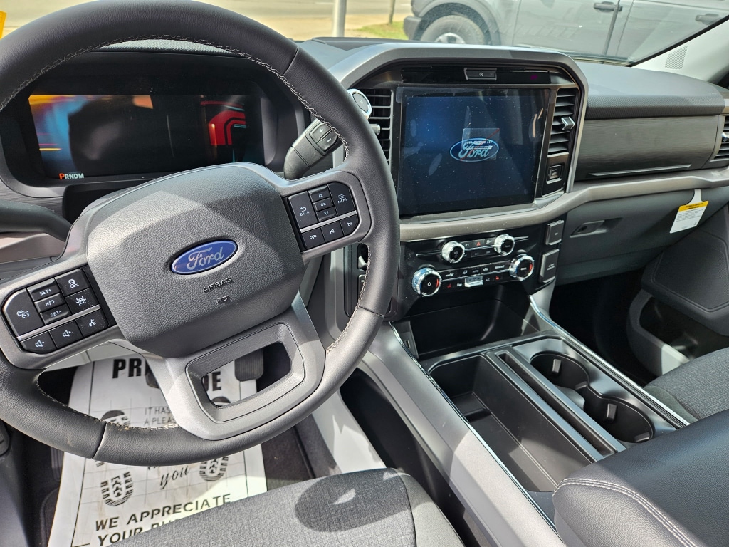 2026 Ford F-150 XLT - Photo 8