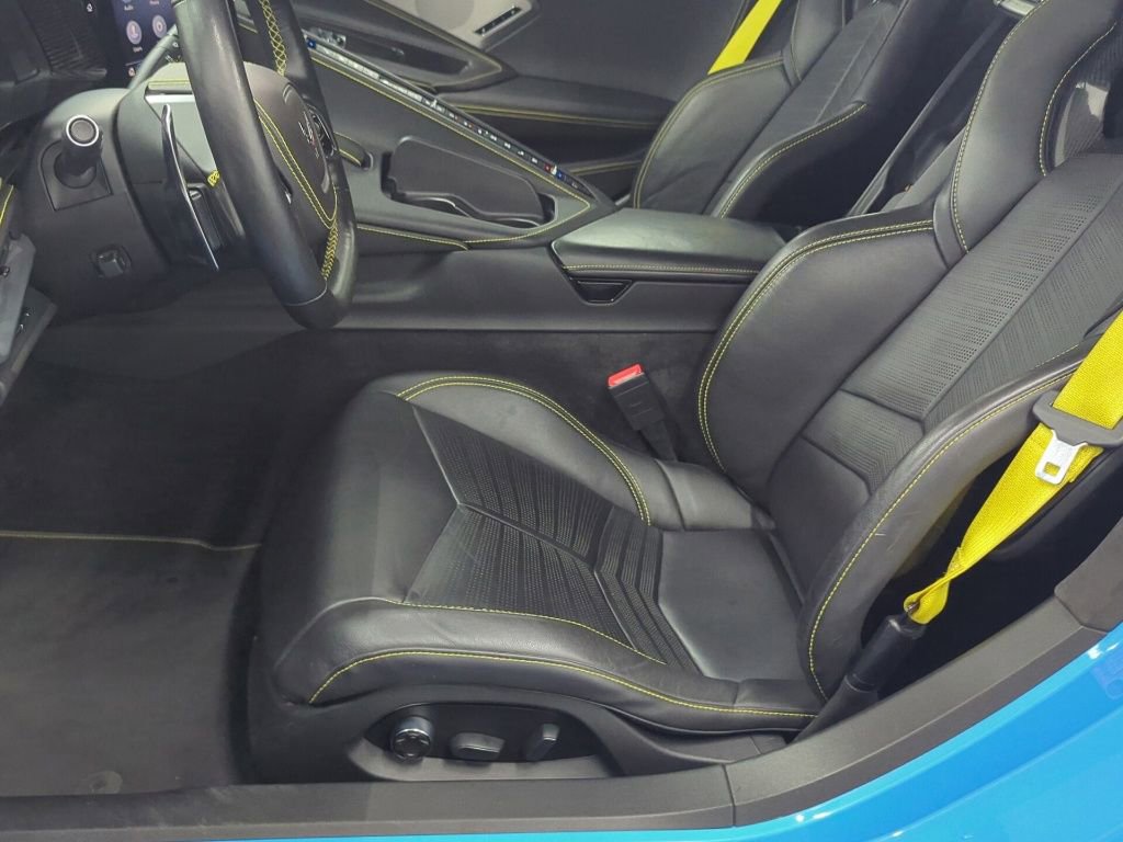 2021 Chevrolet Corvette 3LT - Photo 9