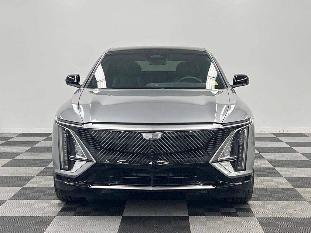 Used 2025 Cadillac LYRIQ Luxury 1 with VIN 1GYKPNRL8SZ313028 for sale in Ottawa, OH