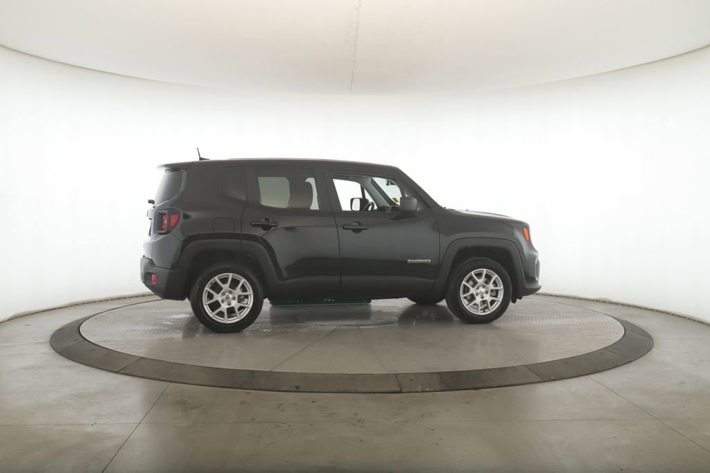 2023 Jeep Renegade Latitude - Photo 6