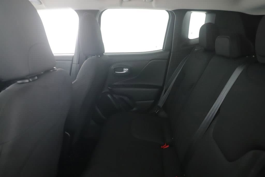 2023 Jeep Renegade Latitude - Photo 24