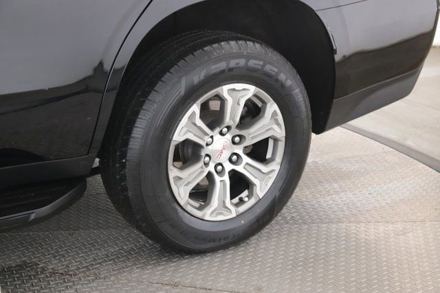 2024 GMC Yukon SLE - Photo 14