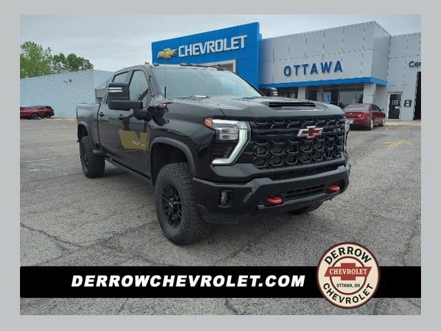 2024 Chevrolet Silverado HD ZR2 4WD Crew Cab Standard Box's photo