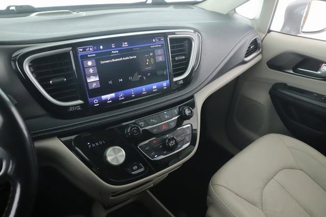 2021 Chrysler Pacifica Hybrid Touring L - Photo 26