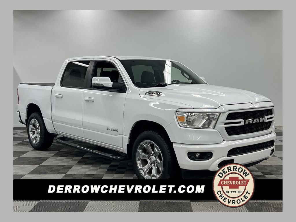 2023 RAM 1500 Big Horn/Lone Star 4x4 Crew Cab 5'7's photo