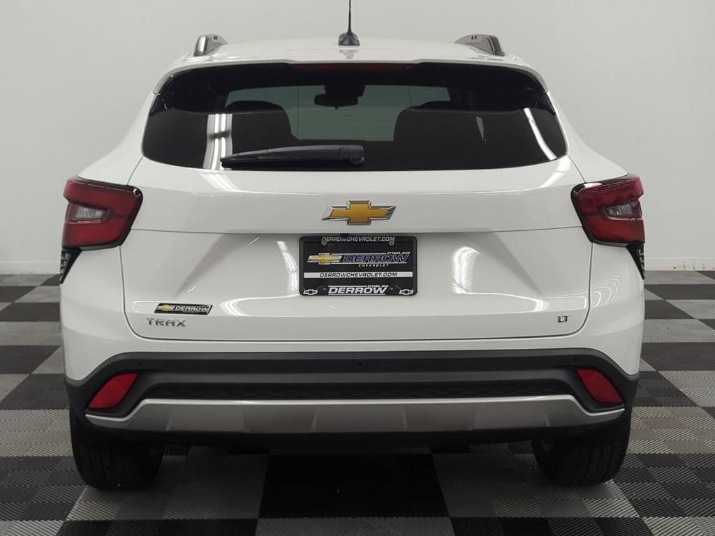2026 Chevrolet Trax LT - Photo 6